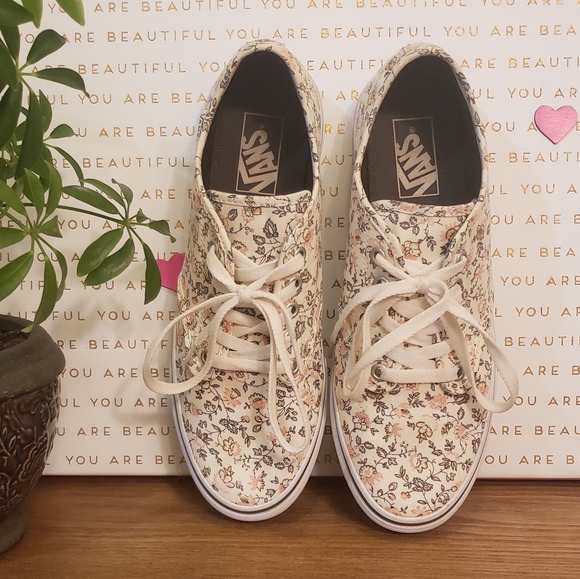 NWOT Vans Floral 👟Sneakers👟 Sz 9 - Picture 2 of 5